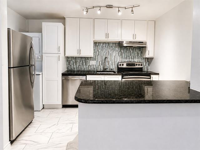 Foto del edificio - 5319 Fleetwood Oaks Ave