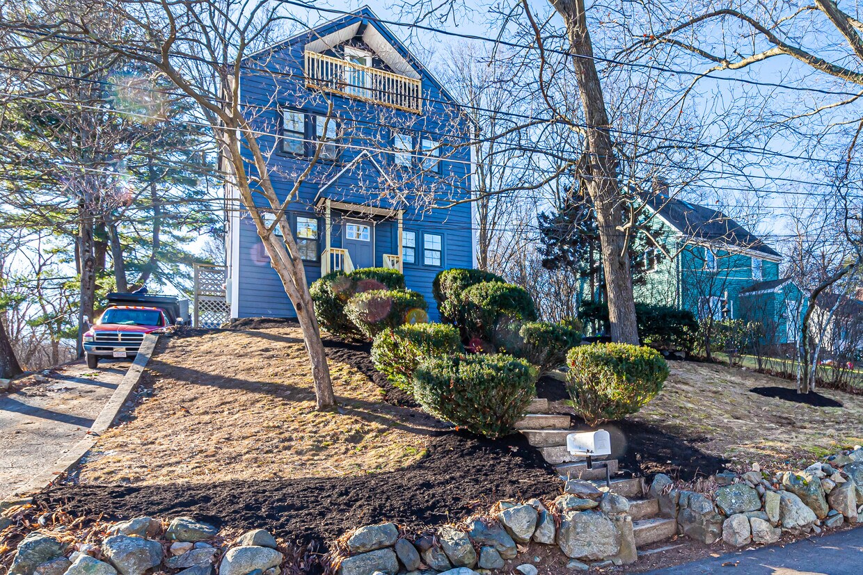 48 Caldwell Rd Unit 48 Caldwell, Waltham, MA 02453 Apartments in
