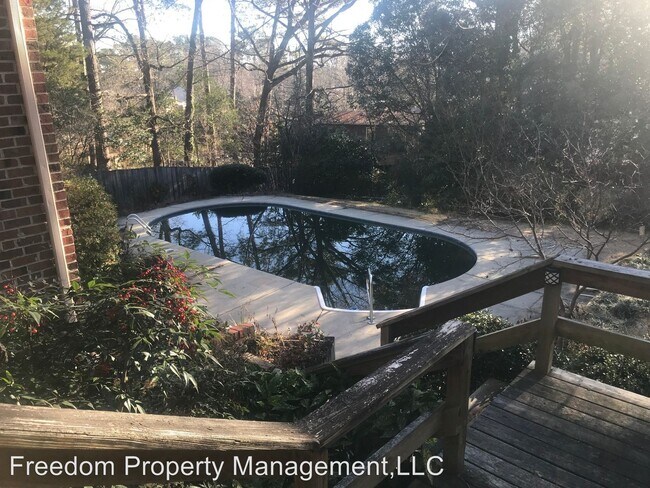 Foto del edificio - 3 br, 2 bath House - 6400 Milford Rd