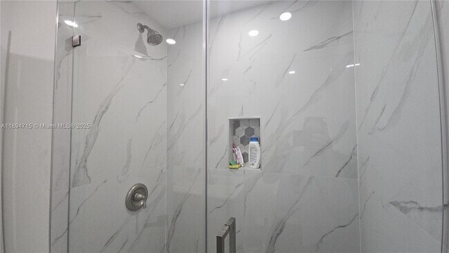 Foto del edificio - 6100 W 26th Ct