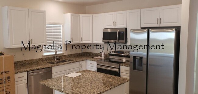 Foto del edificio - 4 Bedroom 2 Bathroom, Community pool
