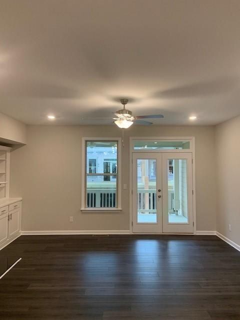 Foto del edificio - 3925 Redwood Dr