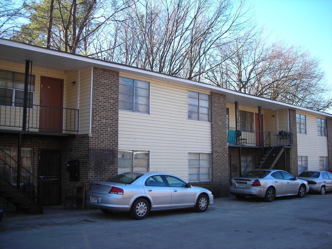 Building Photo - 1717 18th Pl N