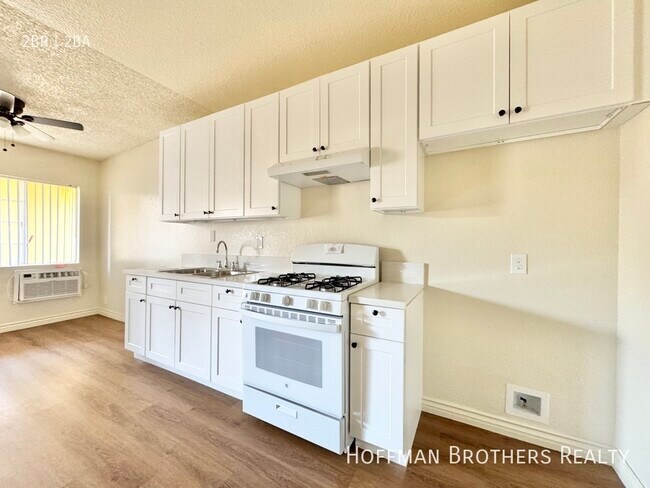 Foto del edificio - 15552 Nordhoff St