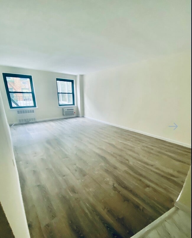 Foto del edificio - 210 Atlantic Ave