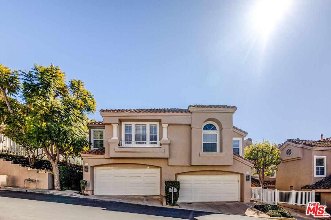 2918 Wisteria Ln, Fullerton, CA 92833 Condo for Rent in Fullerton, CA