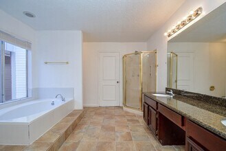 Building Photo - 1603 Beaconshire