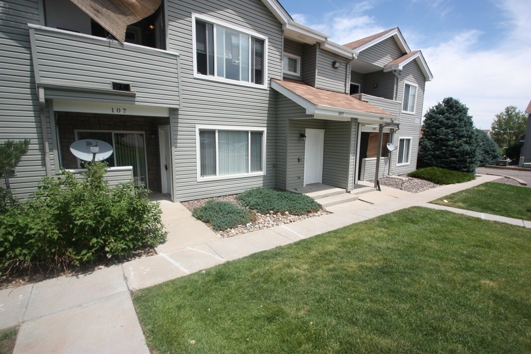 905 S Zeno Way, Aurora, CO 80017 Townhome Rentals in Aurora CO