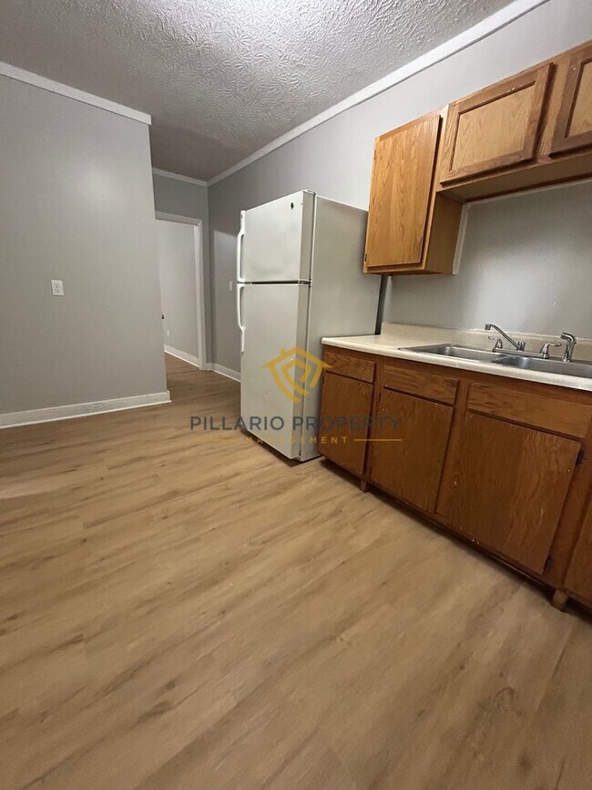 Foto del edificio - 3943-3945 Cornelius Ave