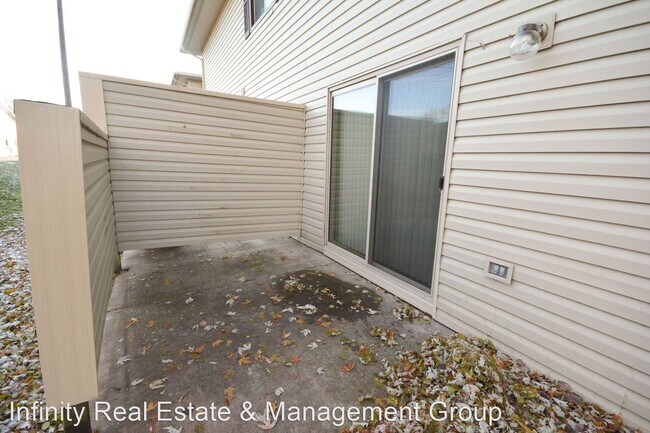 Foto del edificio - 2 br, 1.5 bath House - 2833-A 19th Ave NW