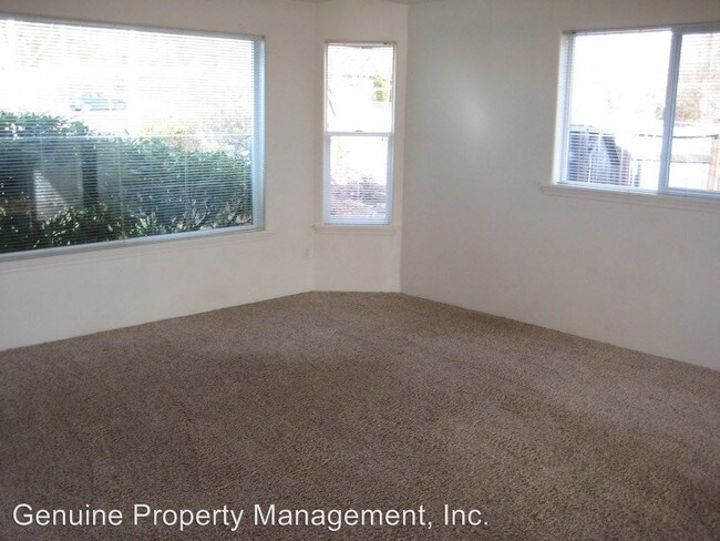 Building Photo - 3 br, 2 bath House - 1682 Hollyhock Drive