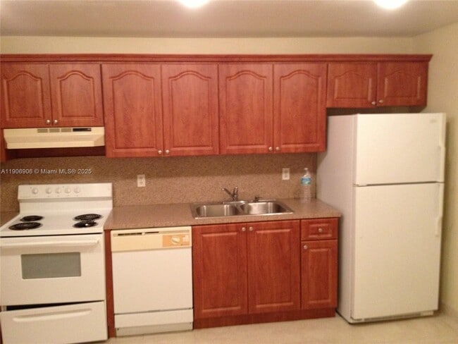 Foto del edificio - 4065 SW 51st St