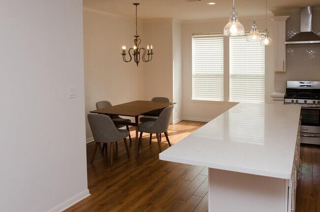 Foto del edificio - 1809 Wilson St