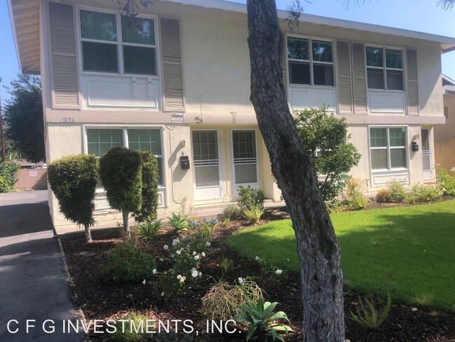 Foto del edificio - 2121 W Palmyra Ave