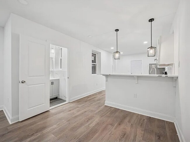 Foto del edificio - 5314 Upland St