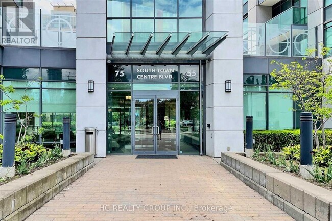 Photo du bâtiment - 75 S Town Centre Blvd