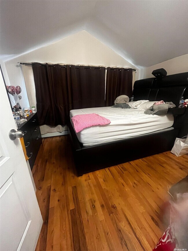 Foto del edificio - 88-24 78th St