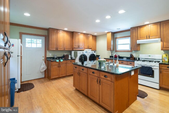 Building Photo - 4021 Powelton Ave