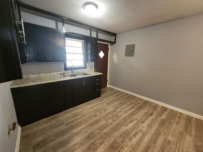 Foto del edificio - 2639 Willow St