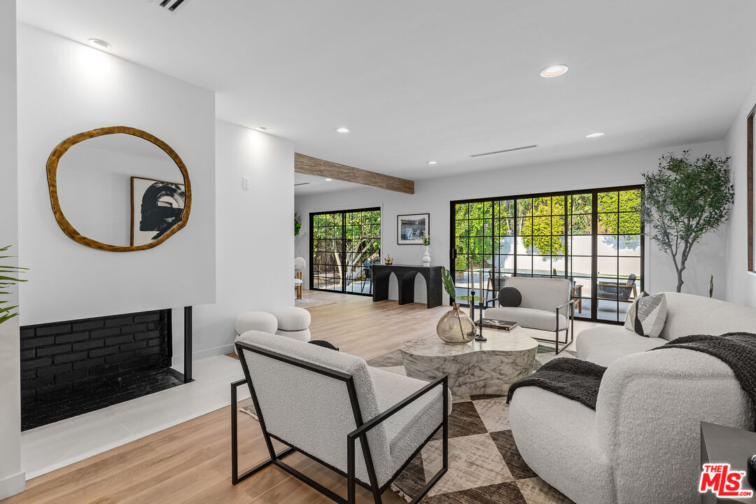 Foto principal - 16517 Hartsook St