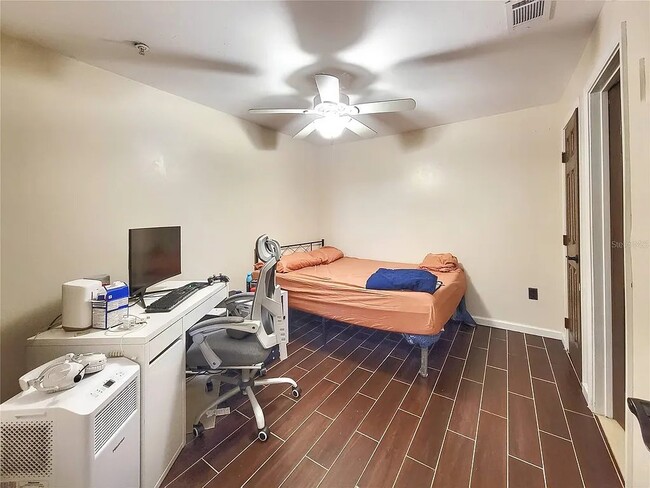 Foto del edificio - 4000 SW 23rd St