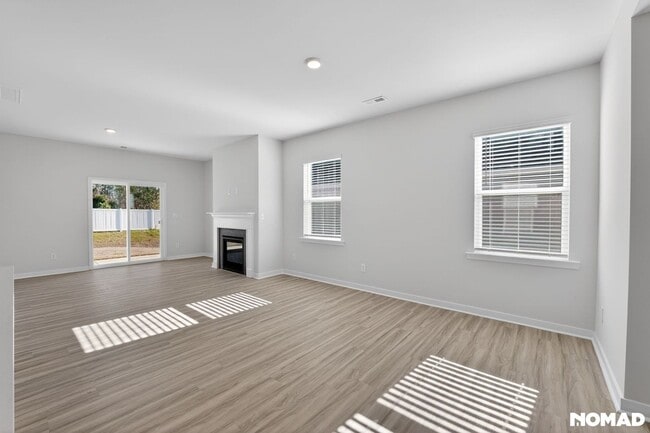 Foto del edificio - 6609 Barcelona Wy