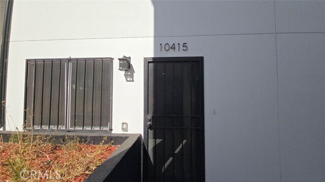Foto del edificio - 10415 Avalon Blvd