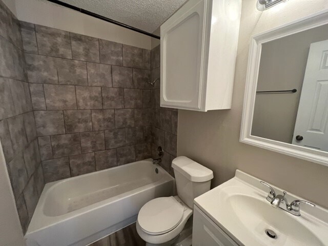 Foto del edificio - 58 Fern Ct