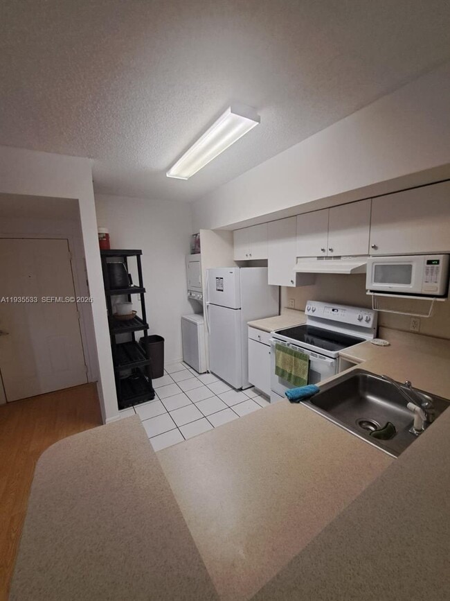 Foto del edificio - 5077 NW 7th St