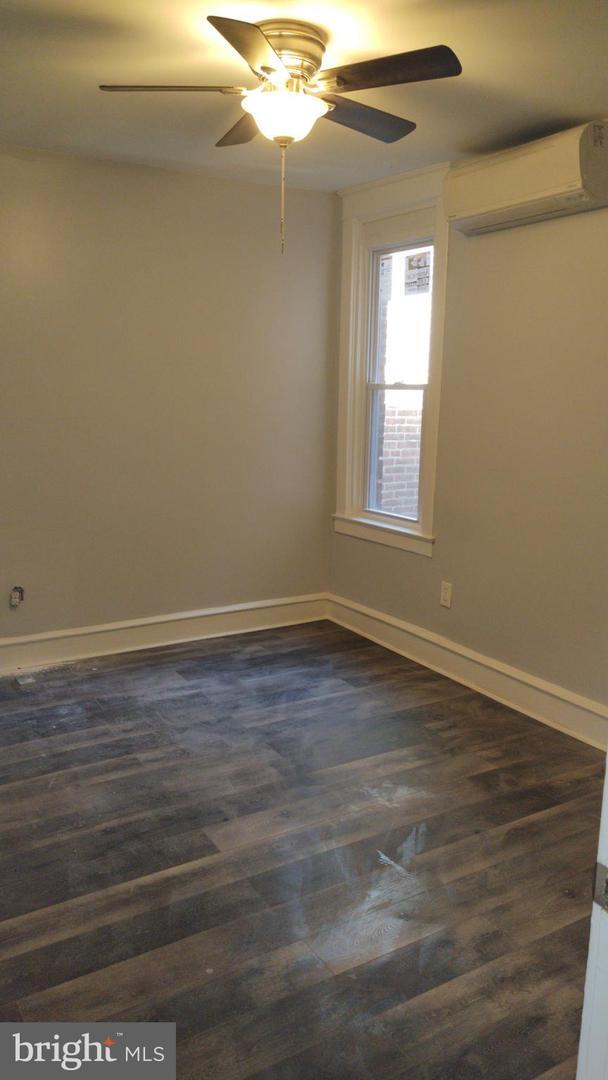 Building Photo - 5812 Beaumont Ave