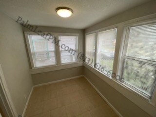 Foto del edificio - 2102 Pullman Ave