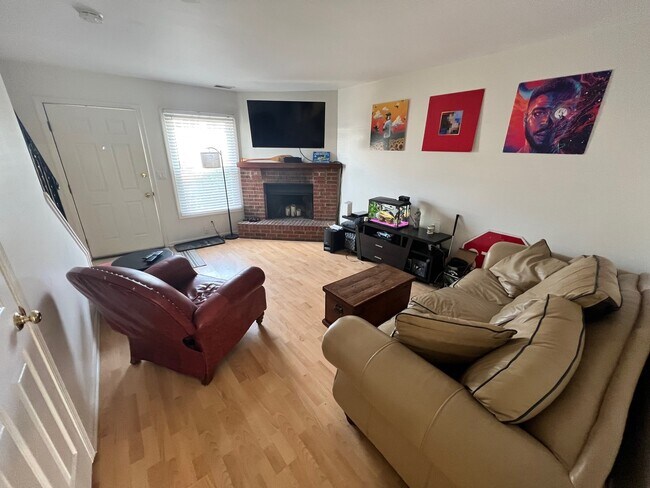 Foto del edificio - 1227 Marywood Ct