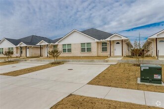 Building Photo - 1016 Biloxi Dr