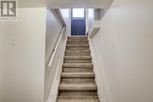 Building Photo - 45 Bond St