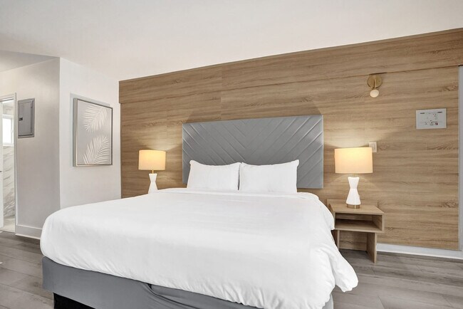 Foto del edificio - 3621 N Ocean Blvd