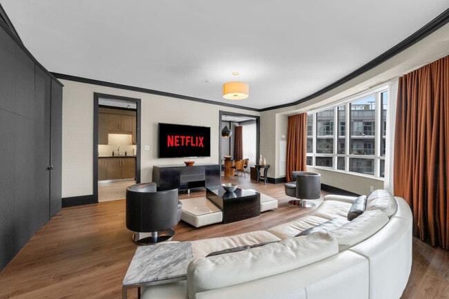 Building Photo - 20 Blue Jays Way