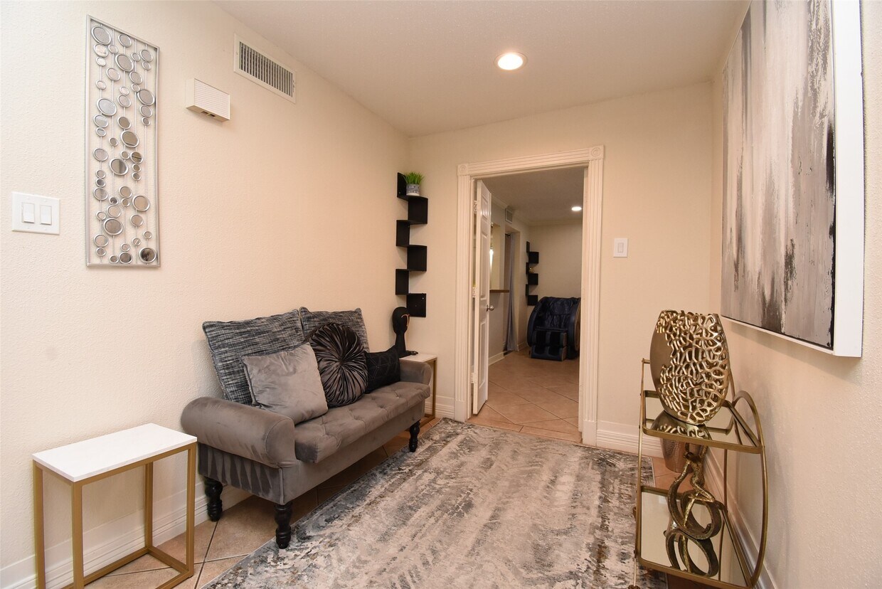 Foto del edificio - 7726 Miller Glen Ln
