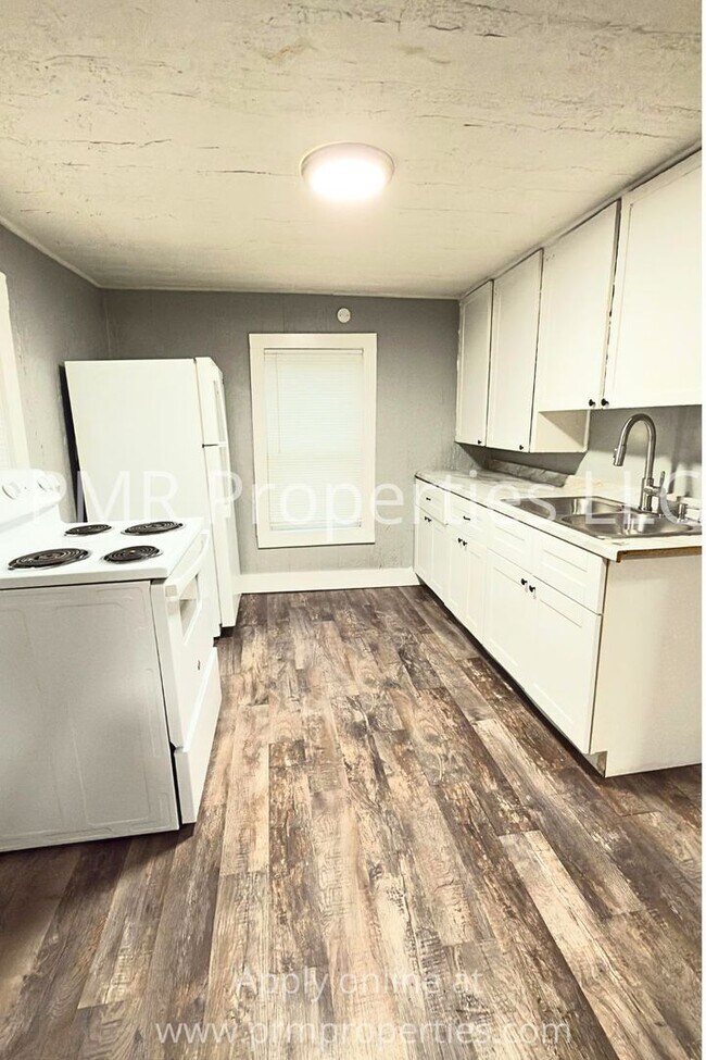 Foto del edificio - 2 Bedroom/ 1 Bathroom House