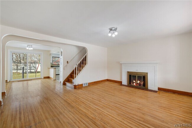 Foto del edificio - 94 Tudor Rd