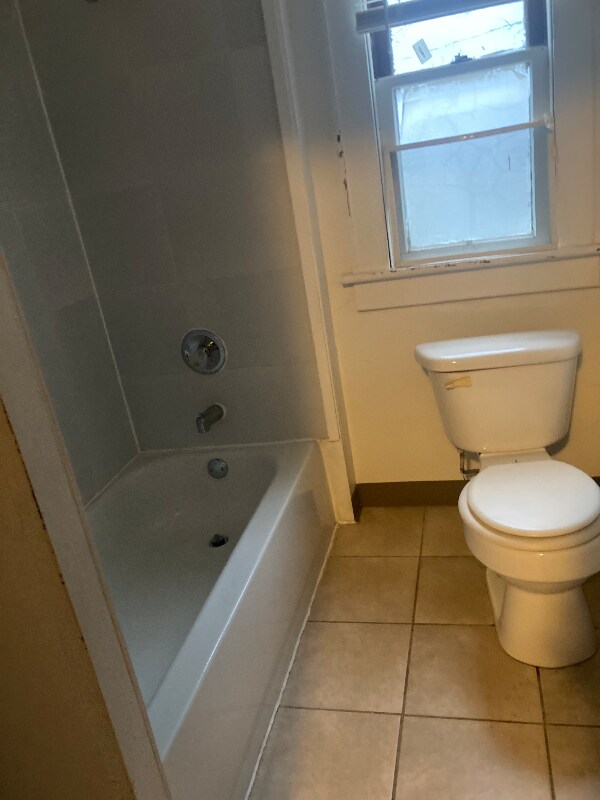 Primary Photo - 899 Gilbert St