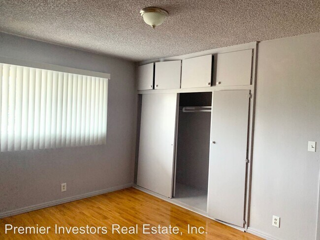 Foto del edificio - 859-897 E Monterey Ave