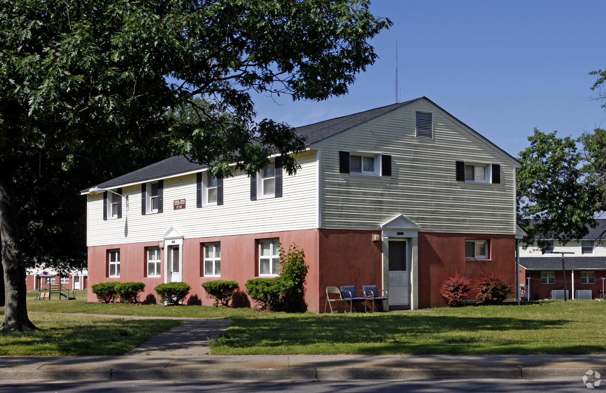 Foto del edificio - 600 Ridley Cir