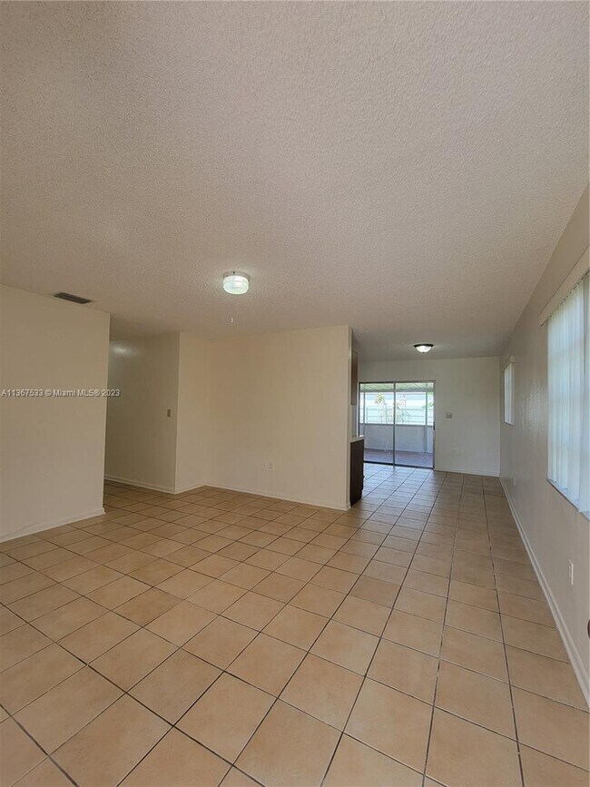 3620 SW 90th Ave, Miami, FL 33165 House Rental in Miami, FL