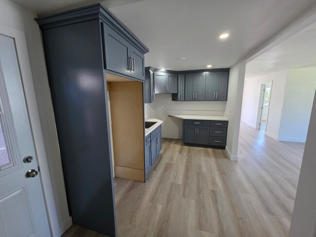 Foto del edificio - 4535 E 2nd St