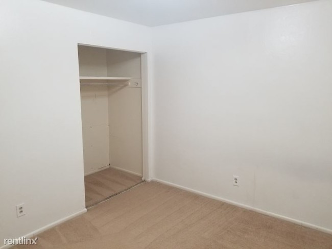 Building Photo - 2 br, 1 bath Apartment - 226 Verdi