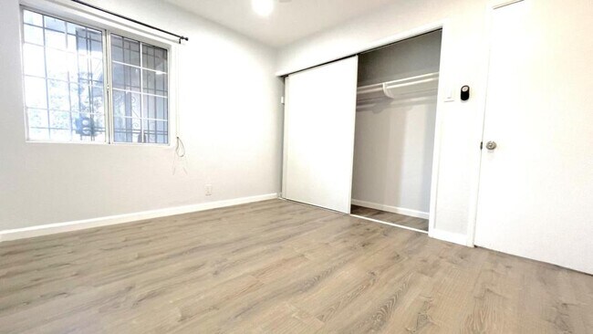 Foto del edificio - 2731 Leafdale Ave