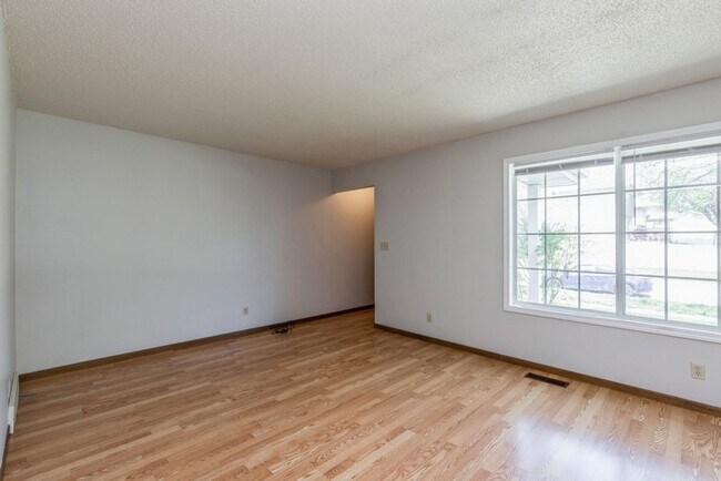 Foto del edificio - 4126 Harris St