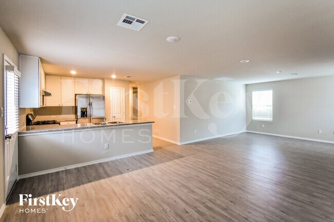 Foto del edificio - 14015 Mulch Ct