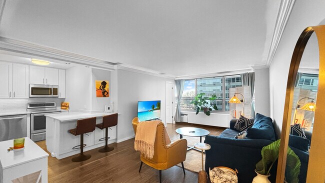 Foto del edificio - 3550 N Lake Shore Dr