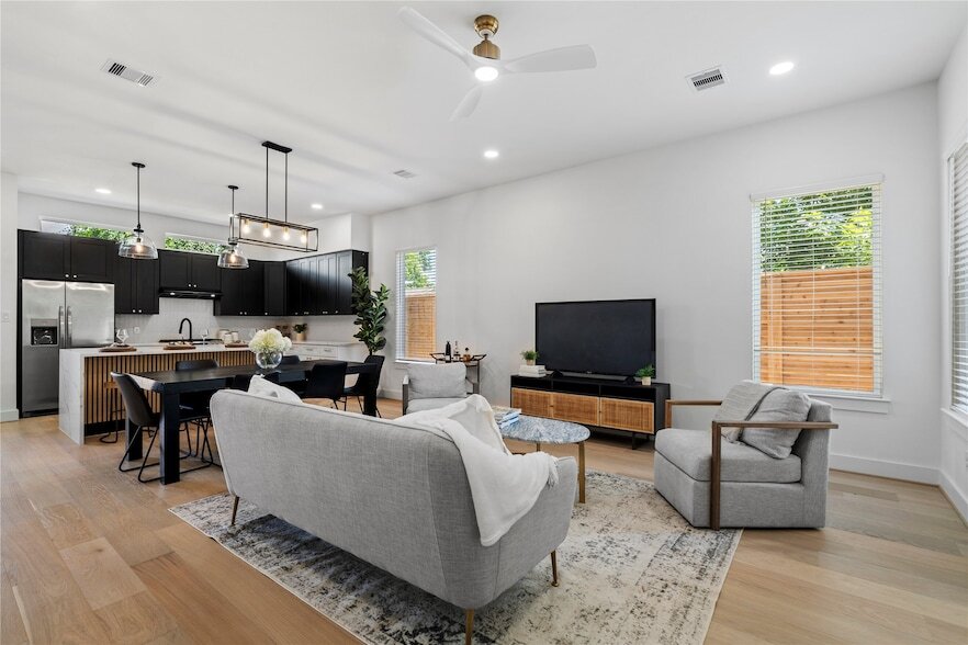 Photo - 4108 Cortlandt Street Unit